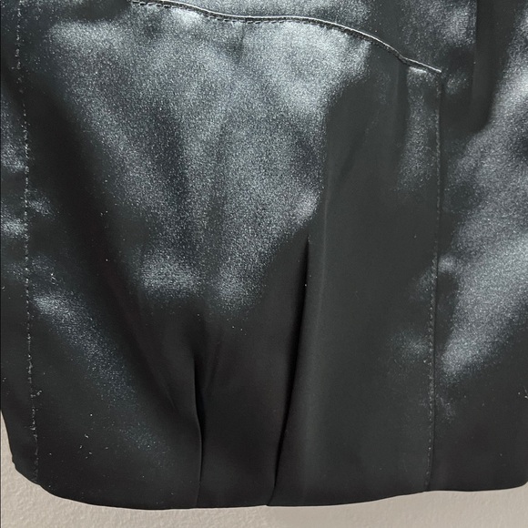 Elegant Black Women's Blazer - Picture 2 of 8